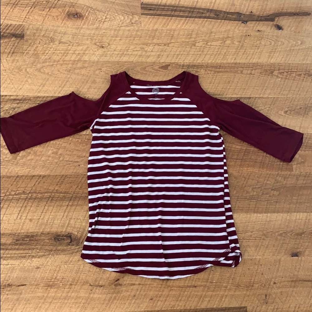 Juniors’ SO Off-The-Shoulder Top